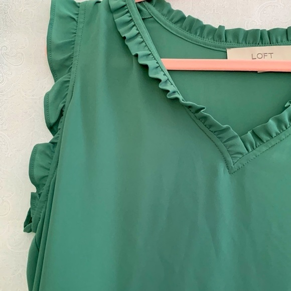 LOFT Sage Green High/Low Sleeveless Blouse w/ Slight Ruffle Details. Size Medium - Picture 2 of 9